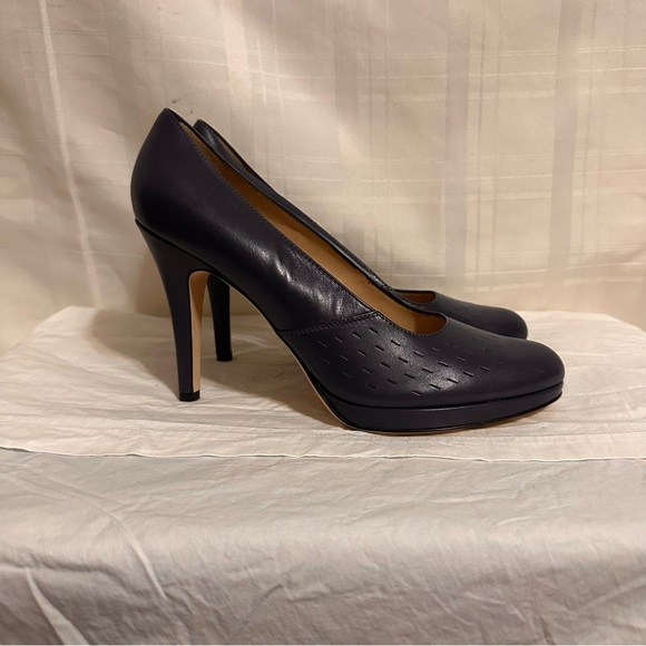 Julie Lopez Heels - Picture 4 of 8